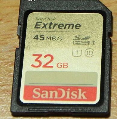 Sandisk 32GB SDɾݻָ